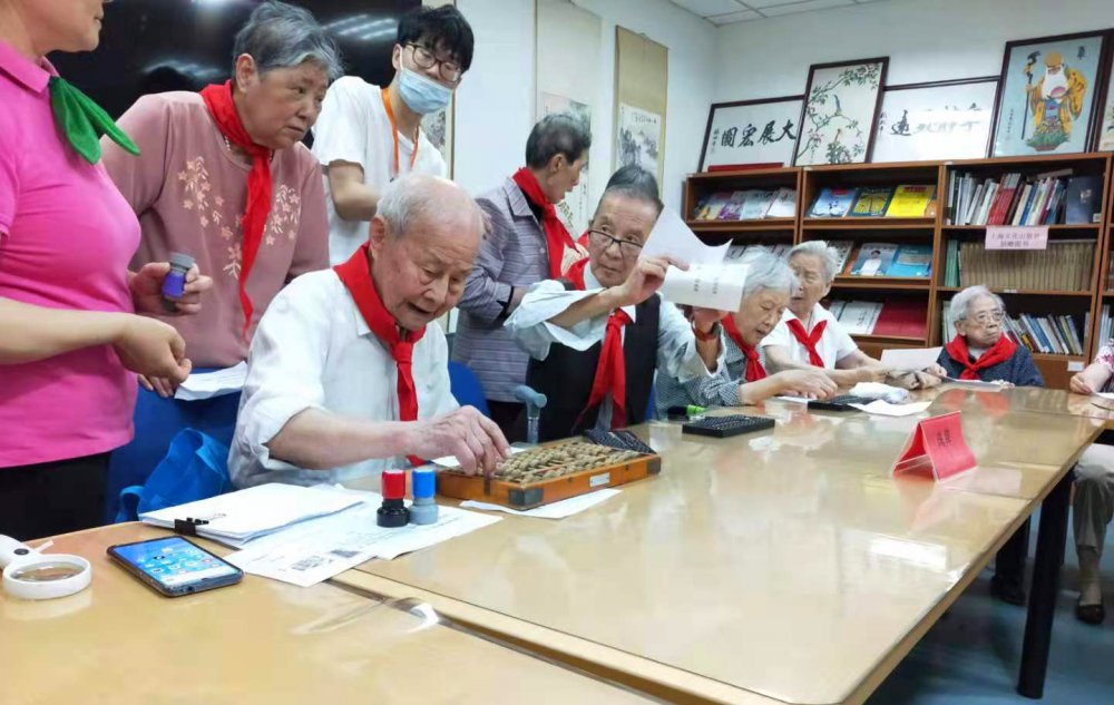 张爷爷.jpg